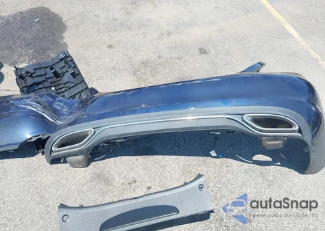 2018 Mercedes-Benz C 300 4Matic из США, поврежденный, VIN 55SWF4KB8JU257729